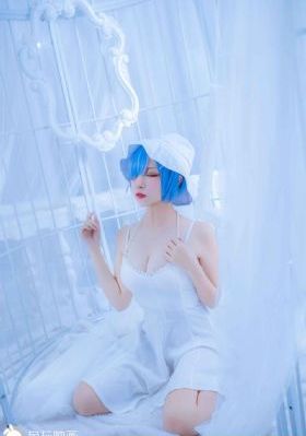 舞蹈老师呻吟粉嫩紧窄视频