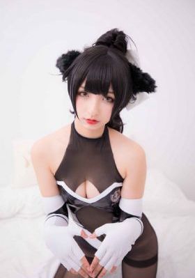可疑的美容院免费观看