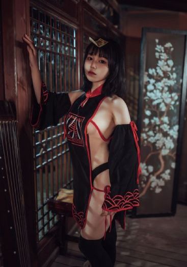 年轻的善良的女教师5免费观看
